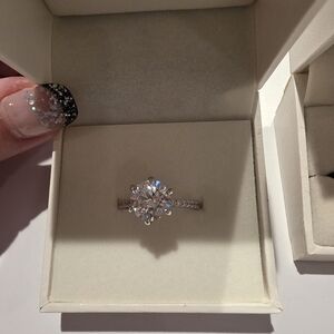 Brand New Elegant Silver Diamond Ring